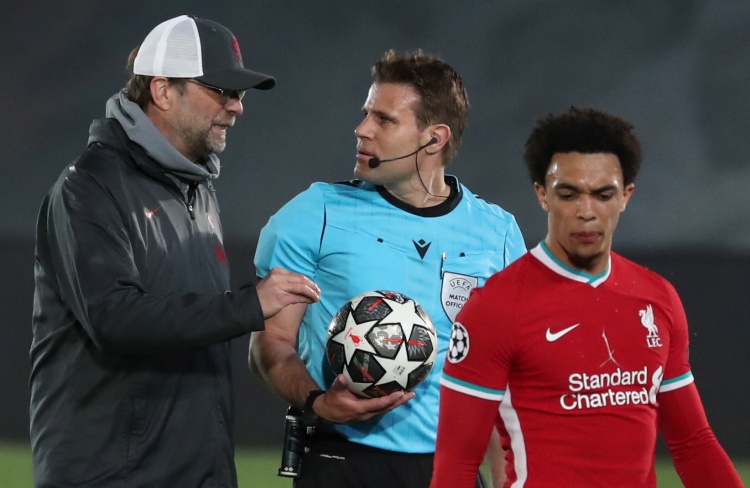 [台球]丁俊晖温情安慰唐纳森