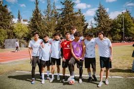 基普图姆破马拉松世界纪录，3月再创历史